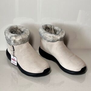 Skechers On the GO City 2 Cuddle Up Suede and Faux Fur Ankle Boots